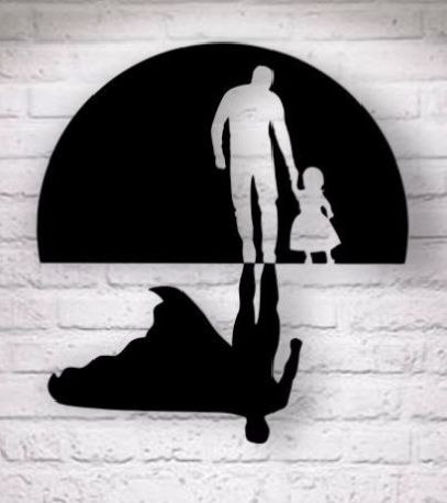 Декор на стіну (панно) “Супергерой у тіні” (лазерна порізка)
